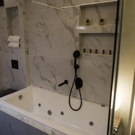 Asklipios Luxury Lägenhet Tríkala